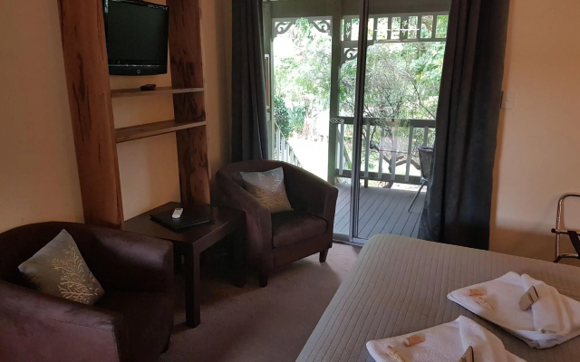 Adamsons Riverside Accommodation