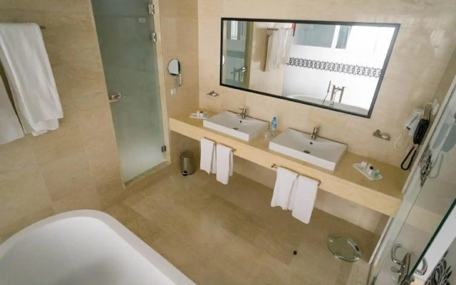 Hotel Adef
