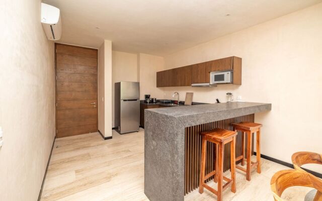 Condo Ophelia by mYYc
