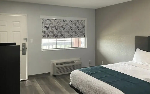 Studio 6 Suites Brenham, TX