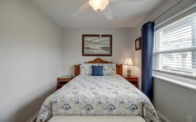 Turtles Pace 2 Bedroom Condo by Redawning