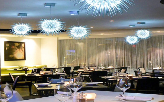 Novotel Toronto North York