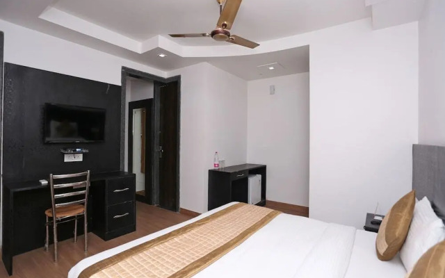 The Curtis By OYO Rooms