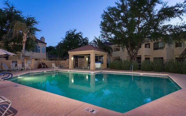 Home Suite Home 3 BR by Casago