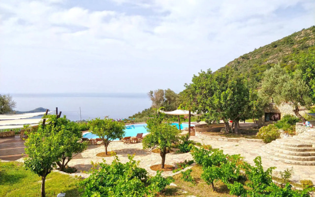 Zephyros Hotel