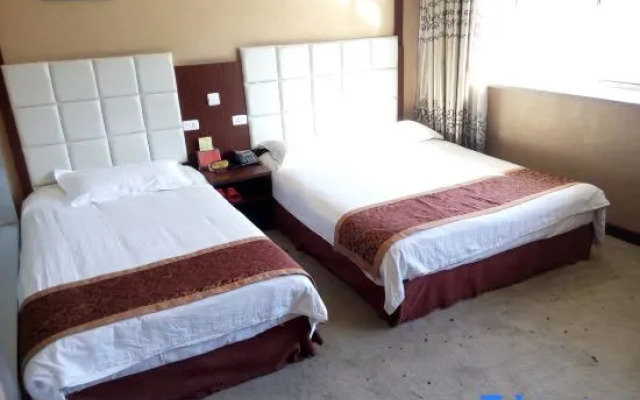 Wuchang Zunfu Hotel