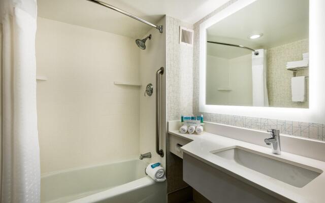 Holiday Inn Express Albany Downtown