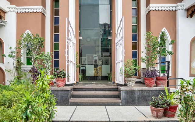 Townhouse OAK Hotel Dev Villas