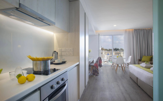 Anemi Hotel & Suites