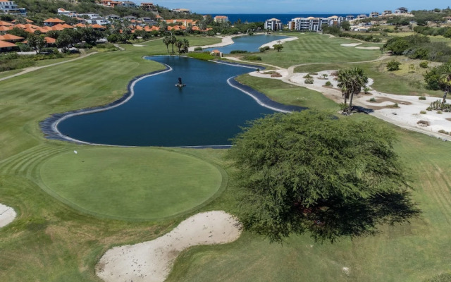 Blue Bay Apartments