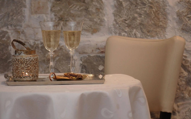 Lanterna Rooms