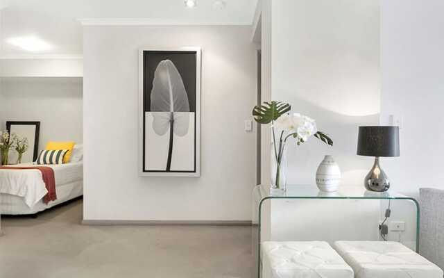 The Apartment Service L1103