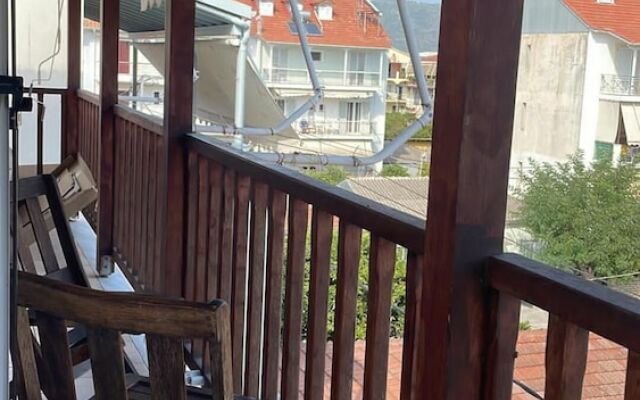 Charming Lefkada Town 2-bedroom Apartment