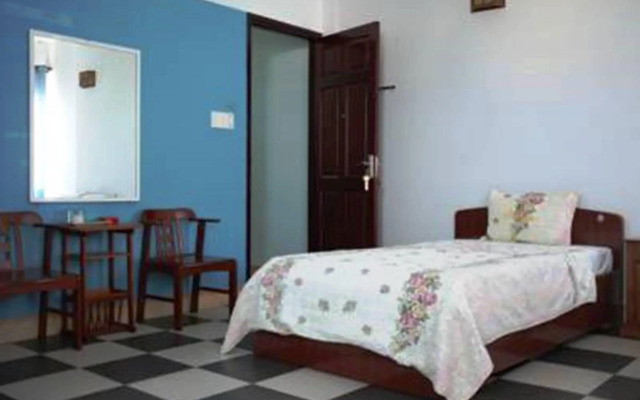 Phuong Thu Hotel