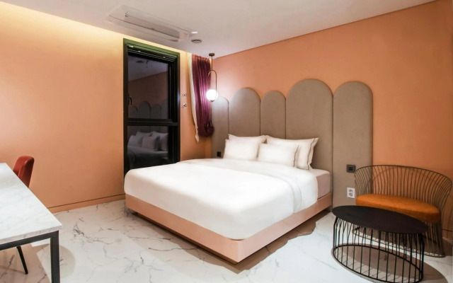 Hotel The Castle Jamsil