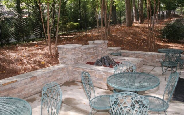 Holiday Inn Express & Suites Atlanta Buckhead by IHG