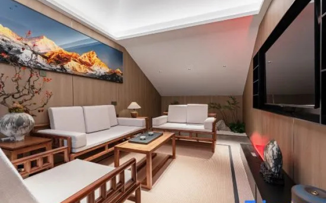 MuYin Hotel
