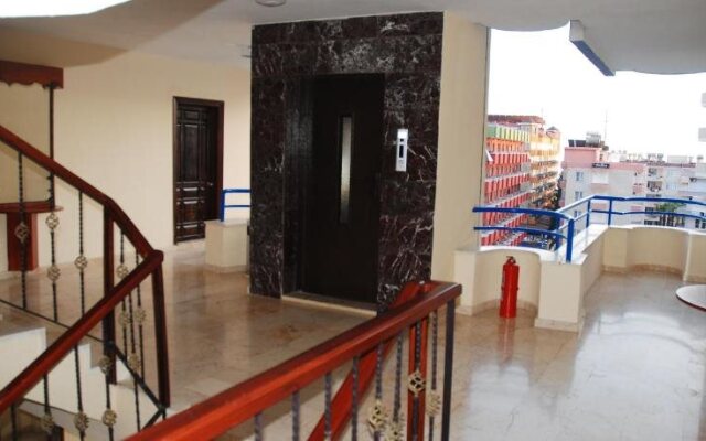 Mahmutlar Suit Otel