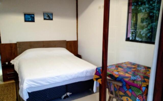 Chalés e Suites Manacá