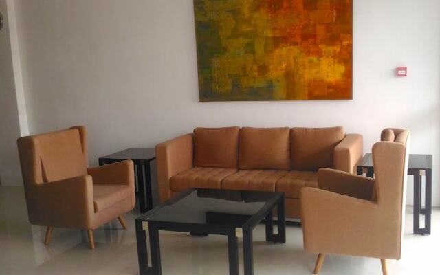 Top Star Hotel Oton