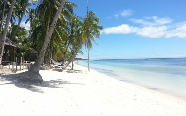 Apo Diver Beach Accomodation