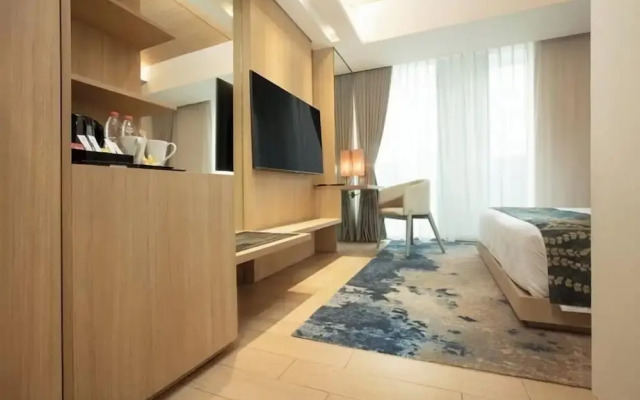 Louis Kienne Cikarang Hotel & Service Apartment