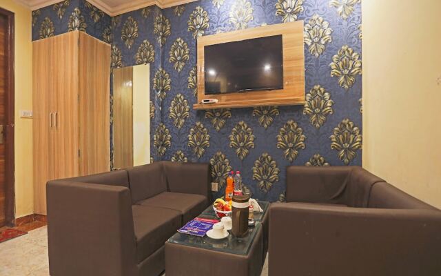 Hotel Deluxe Stay Inn