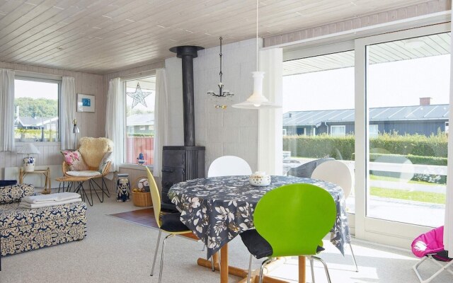 6 Person Holiday Home in Juelsminde