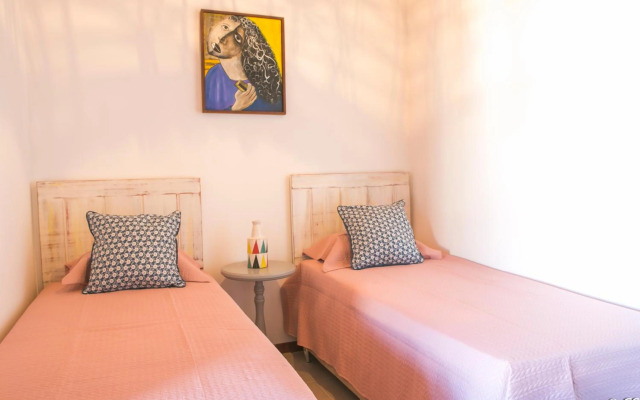 Apartamento Villa da Enseada - Praia privativa