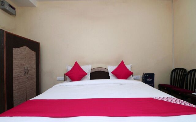 OYO 15355 Govind Guest House