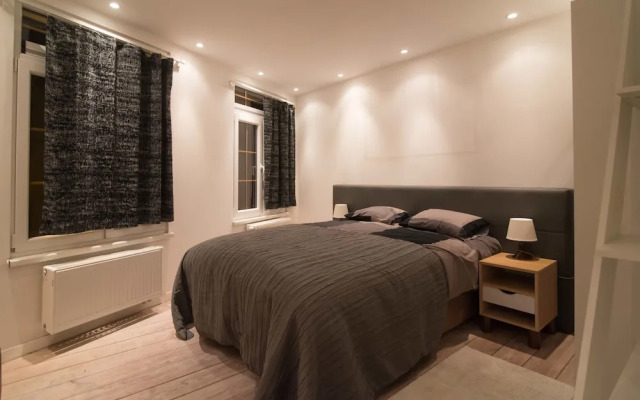 City house 4 bedrooms