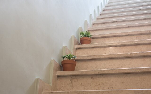 Dizengoff Suites Hotel
