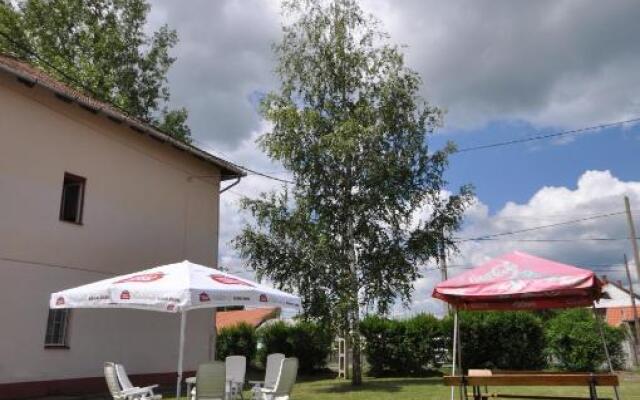 Kalcit Tourist Motel