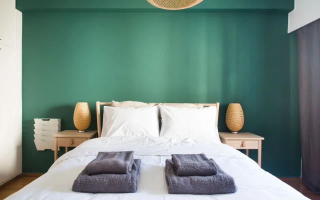 Apartment 102m² - Roof Garden with Acropolis View