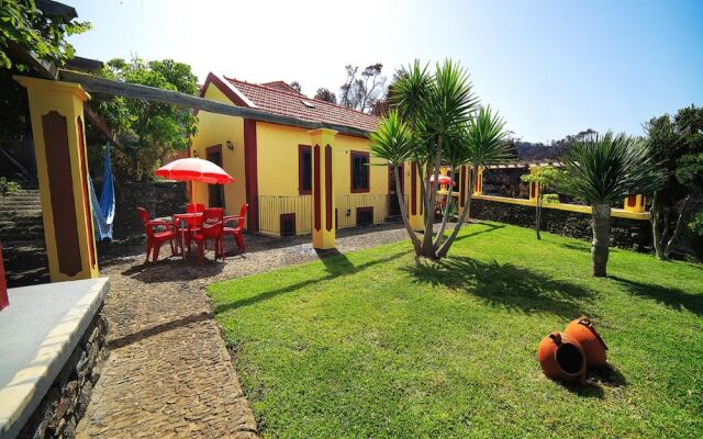 Studio in Ponta do Pargo, With Wonderful sea View, Furnished Garden an