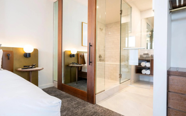 ONE11 Hotel