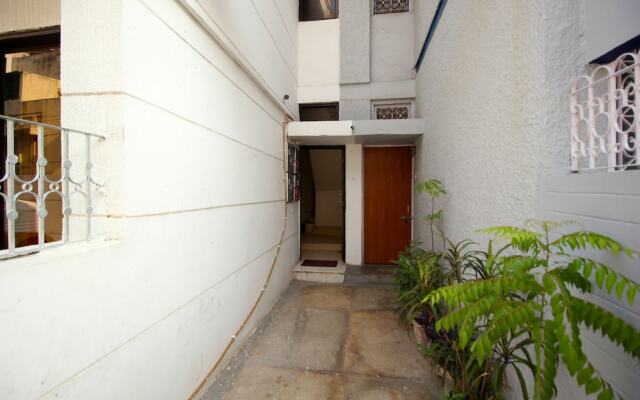 OYO 6107 Hauz Khas