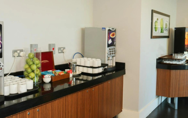 Holiday Inn Express London Heathrow T5 by IHG
