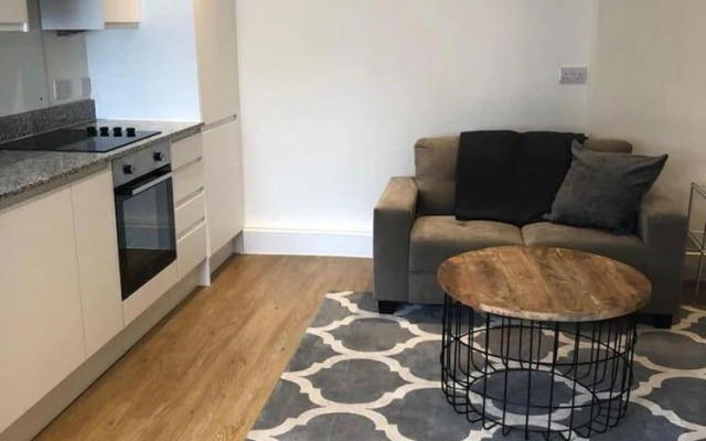 Stunning 1-bed Studio in Watford