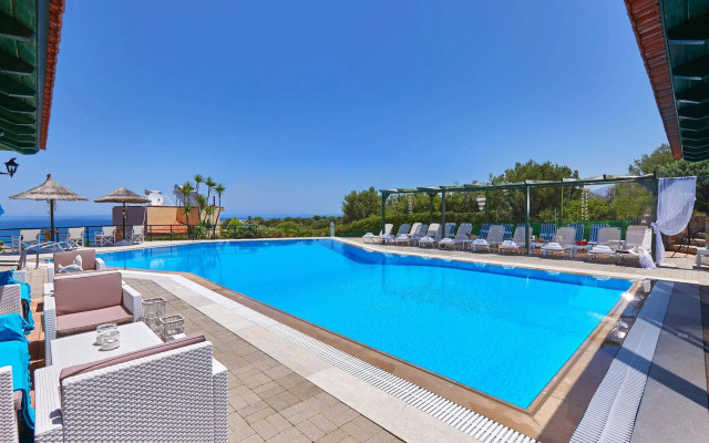 Everest Apartments