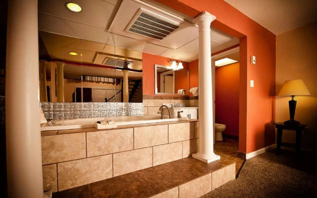 Grand Texan Hotel and Convention Center
