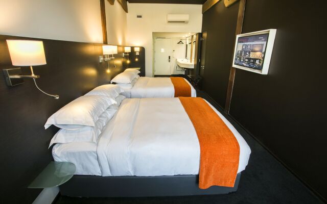 ONOMO Hotel Waterfront