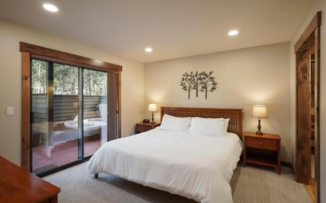 3 Tumalo-AC-Hot Tub-4BR/3BA