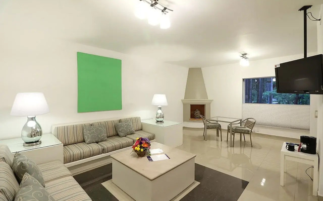 Mision Grand Cuernavaca
