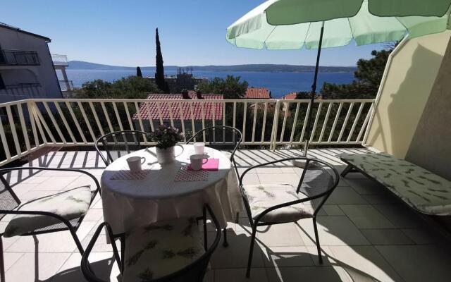 Apartment 1 Biba 41 pax