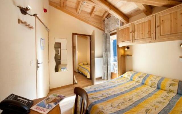 Chalet Hotel La Tarine