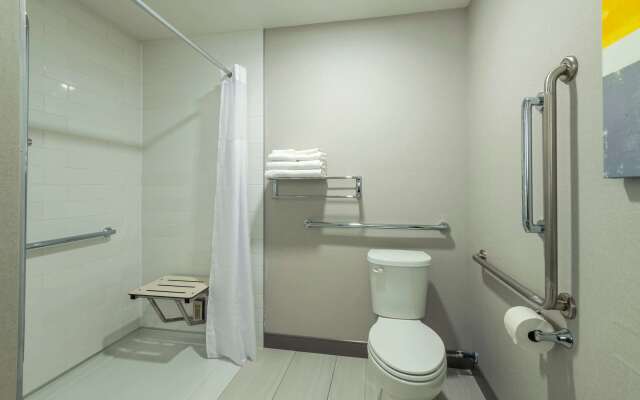 Comfort Inn and Suites