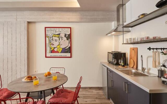 toStay-Unique apartment hotel in Athens center!