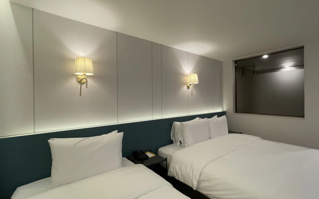 Button Hotel