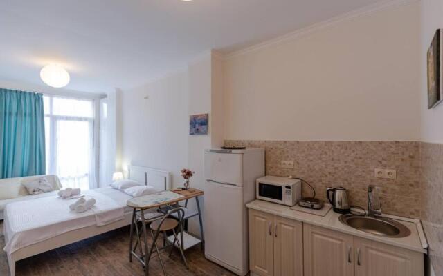 Cozy Studio Apartment In The Heart of Batum